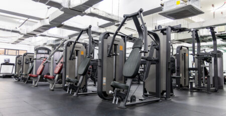 aparatos de gimnasio